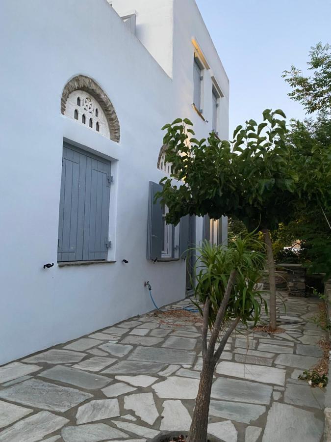 Tina & Miltos Villa